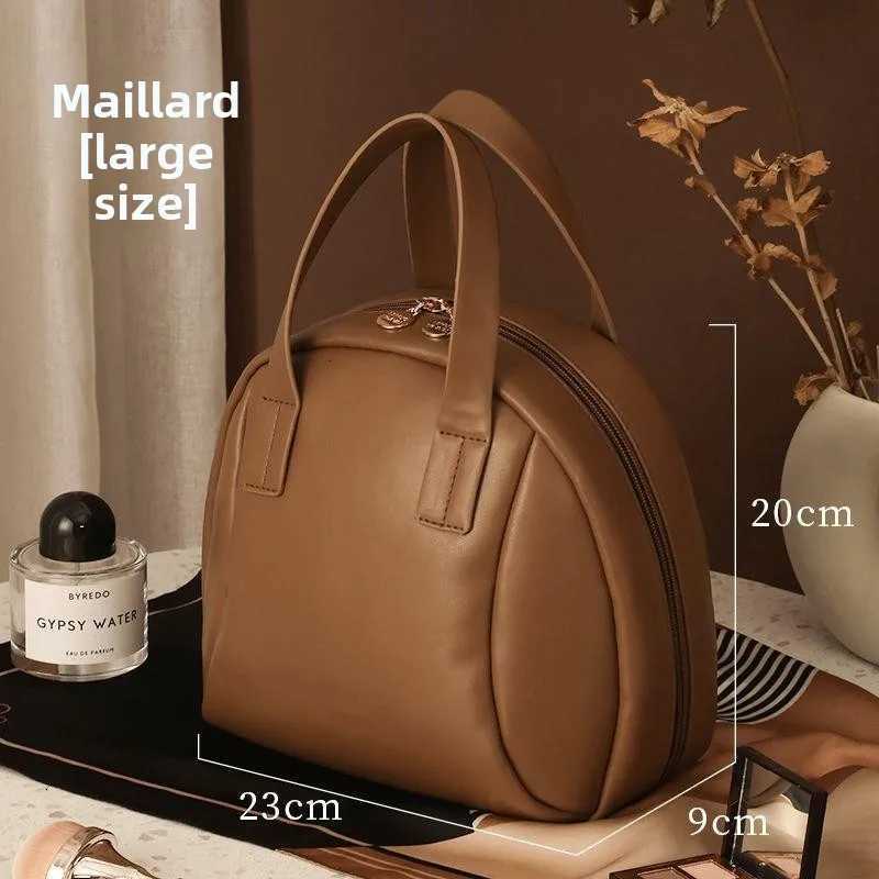 Maillard Handheld Makeup Bag for Wen 2025 New Style Travel High End Light Luxury High End Portable Large Capacity Storage Bag Y250808