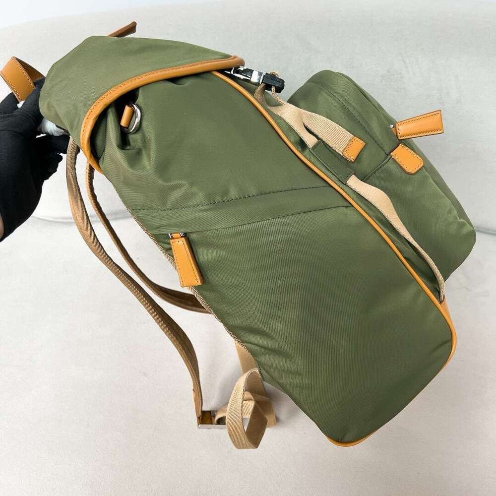 P Lada New New Parachute Waterproof Nylon Computer Compartment Unisex Travel Backpack 2VZ135