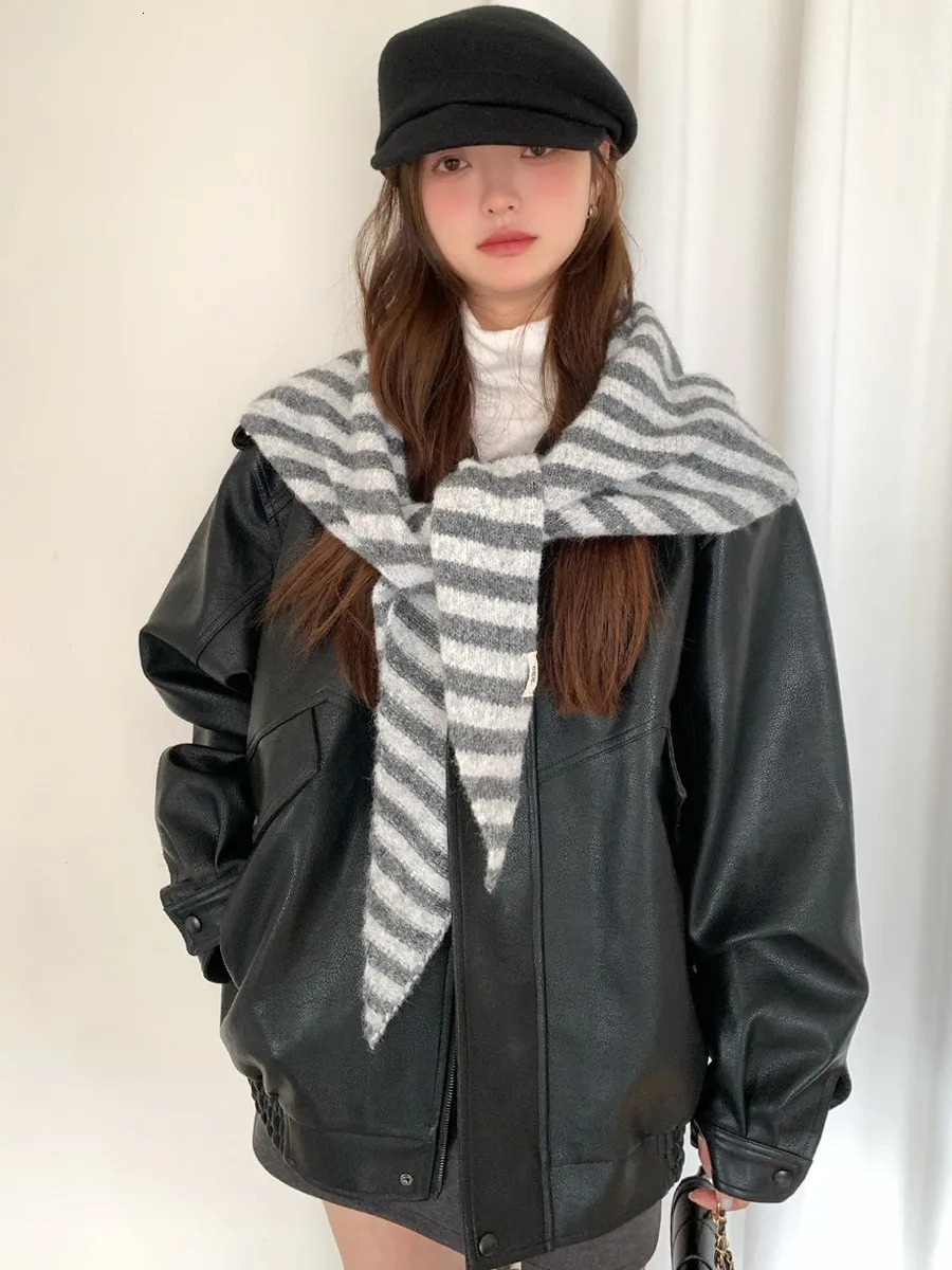 Womens Korean-Style Simple And Versatile Wool Striped Triangular Scarf 250807