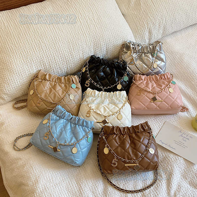 Fashion Trendy Chain Bucket Bag 2023 Autumn Winter New Style Elegant Small Bag Womens Quilted Single Shoulder Crossbody Bag H250808
