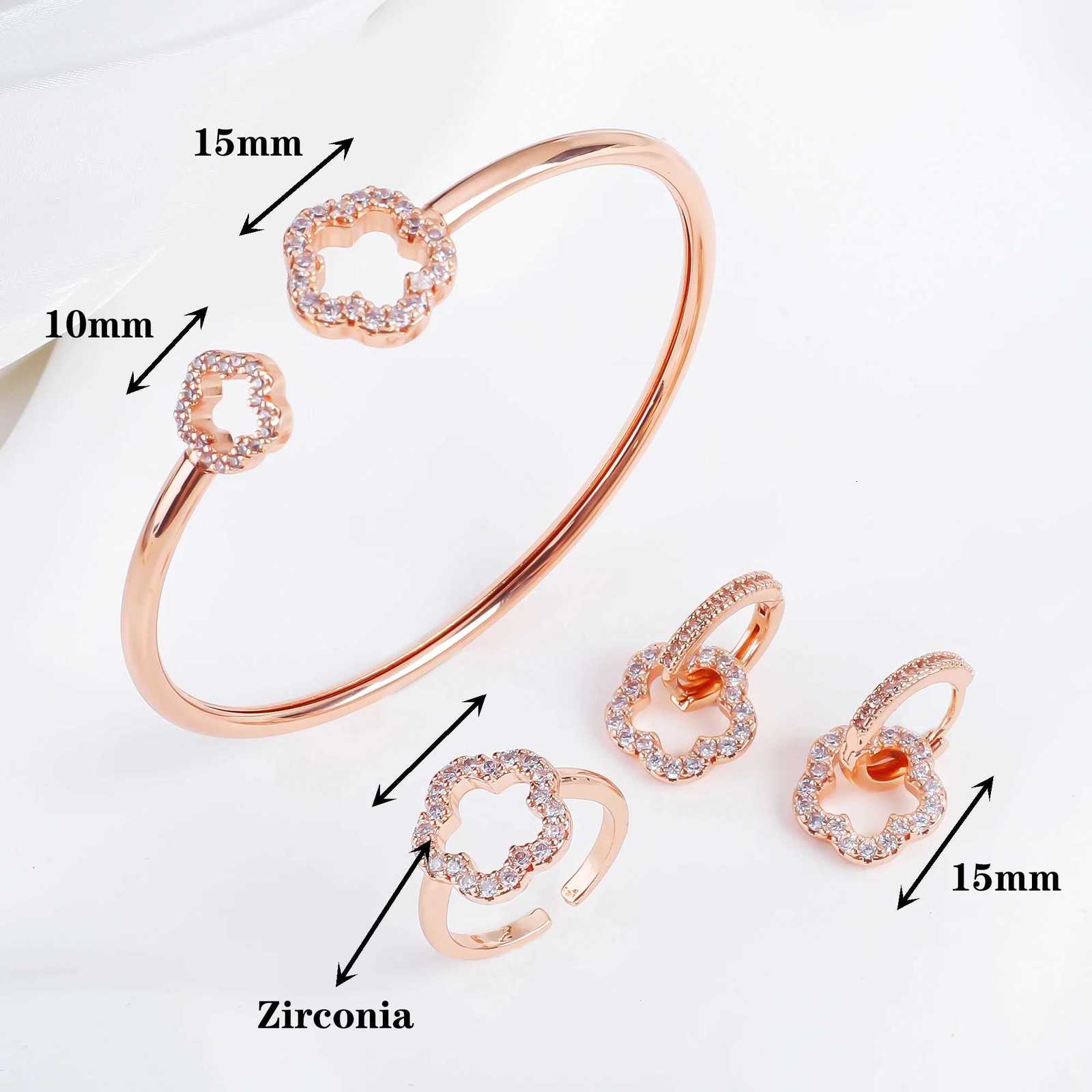 Flower Jewelry Bracelet Shiny Zirconia Hollow Five leaf Flower Open Bangle Simple for Women Girl Party Jewelry Gift Z250807