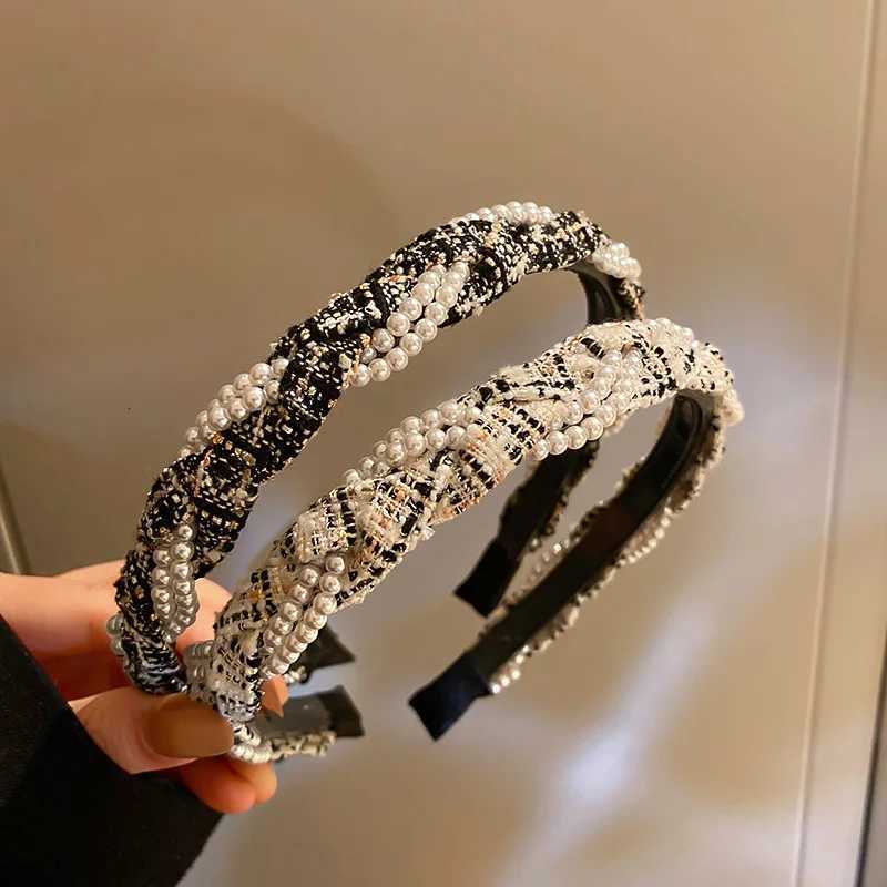 Pearl Wrapped Headwear for Women Texture Retro Bands Temperament Fashion Luxury Designer Hair Accessories 2023 New In Y250808