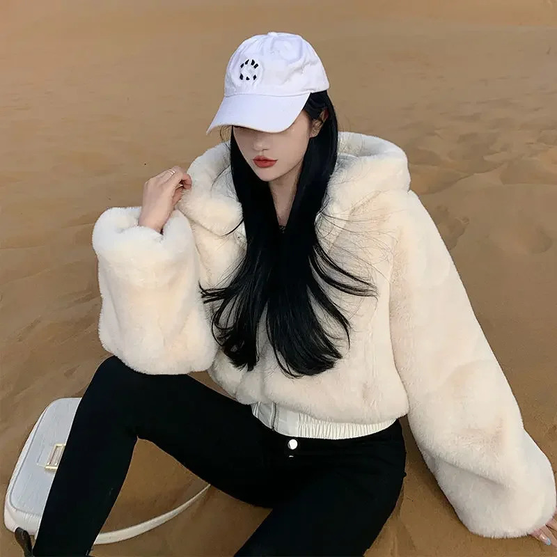 Furry Cropped Faux Fur Coats and Jackets Women Fluffy Top Coat with Hooded Winter Fur Jacket manteau femme 250806