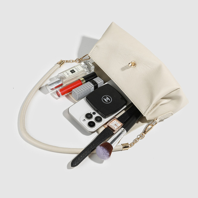 Urban Minimalist Women's Shoulder Bag Free Shipping Designer Luxury New White Armpit Bag Fashionable And Versatile Commuting Handbag Casual Makeu