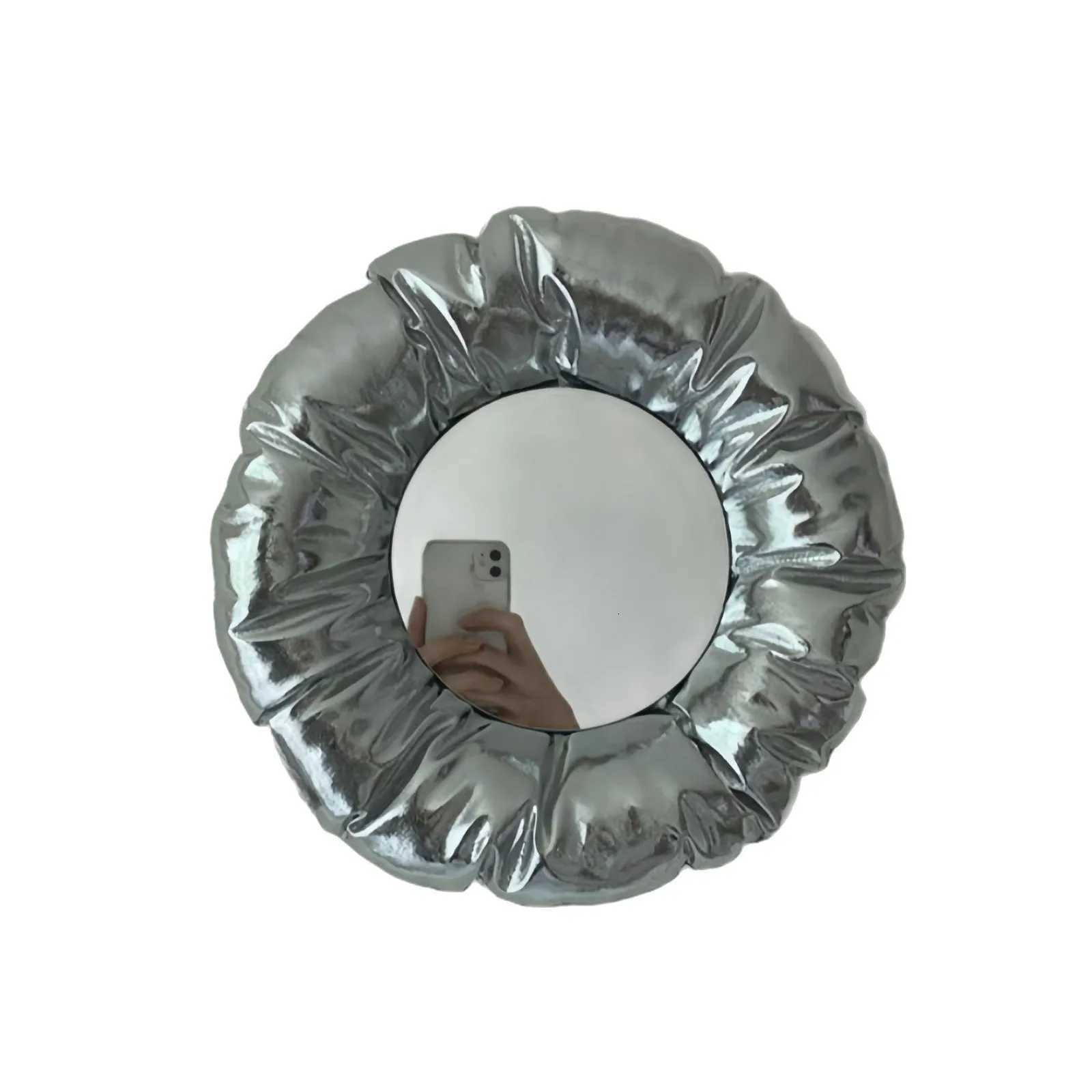 Metal Wind Round Silver White Decorative Mirror Homestay Wall Decoration Pendulum Mirror Wall Hanger Makeup Mirror Photo Props Z250807