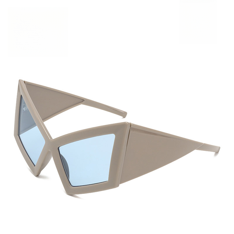Customizable Big-Sized Shades for a Trendy Look