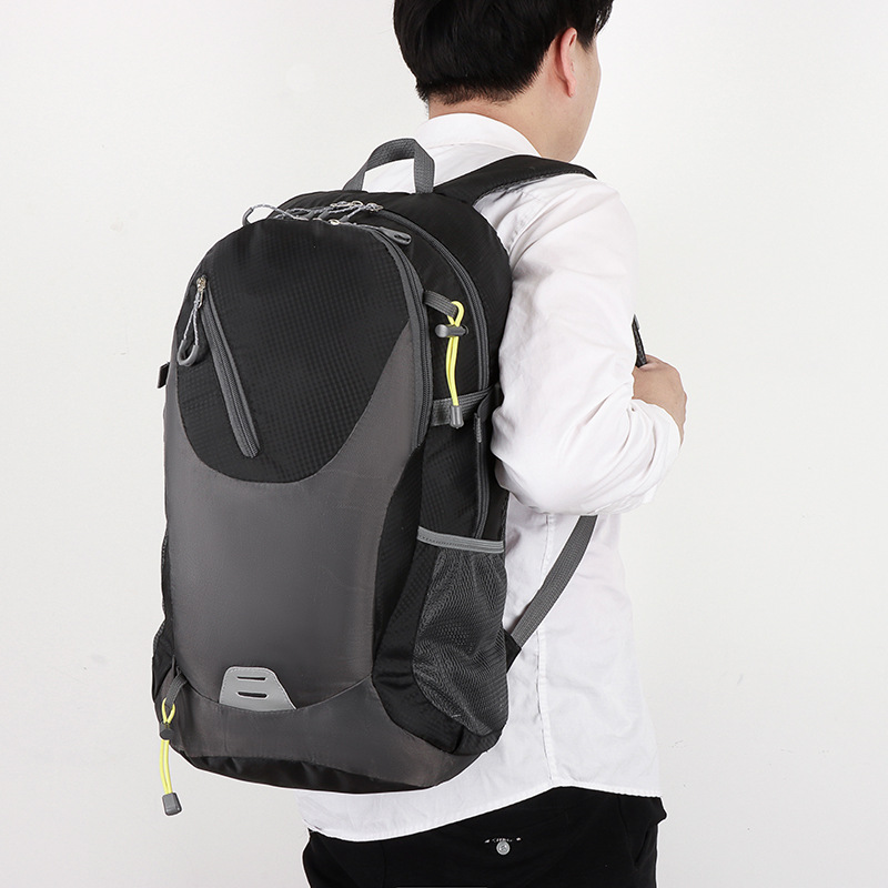 Hiking Backpack for Men Women, 40L Travel Backpack Waterproof Camping Backpack Outdoor Lightweight Daypack for Men Women