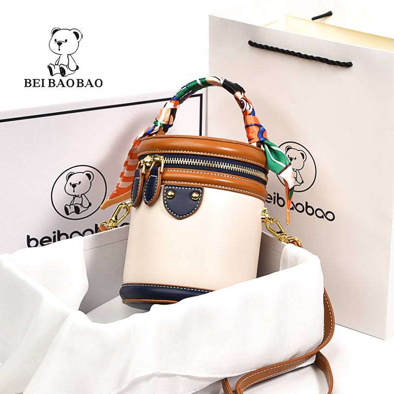 Bucket Women Summer 2025 New Niche Design Cylinder Handheld Crossbody Bag ddmymoon