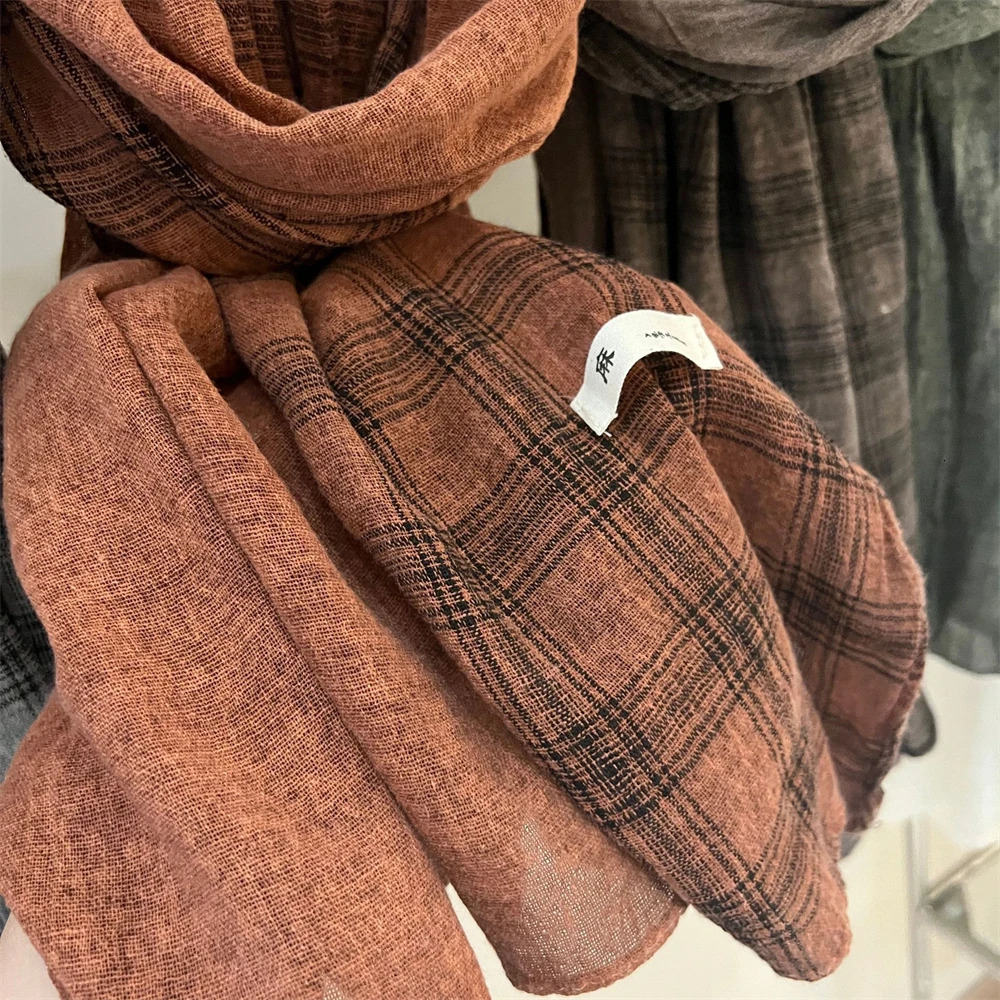 High Quality Linen Plaid Scarf Vintage Unisex British Shawls Wraps Fashion Travel Holiday Beach Towel Summer Sunscreen Scarves 250807