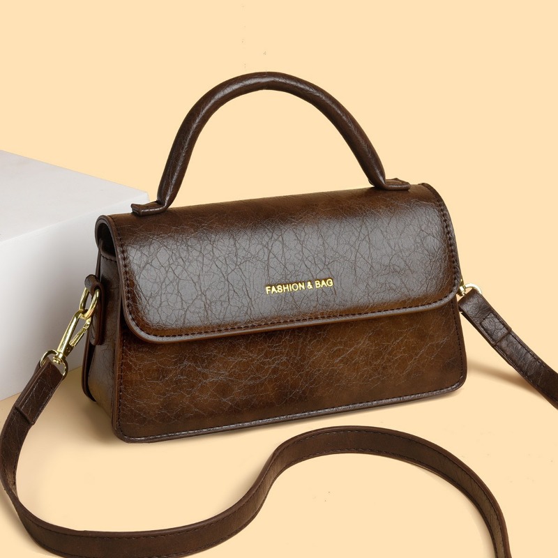 Chic Ladies Mini Handbag - Luxurious Squared Purse for Everyday Use & Occasions