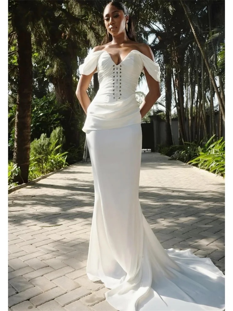 Elegant Off Shoulder Mermaid Wedding Dresses V Neck Sleeveless Lace Up Bride Dress Sexy Floor Length Bridal Dress Customized