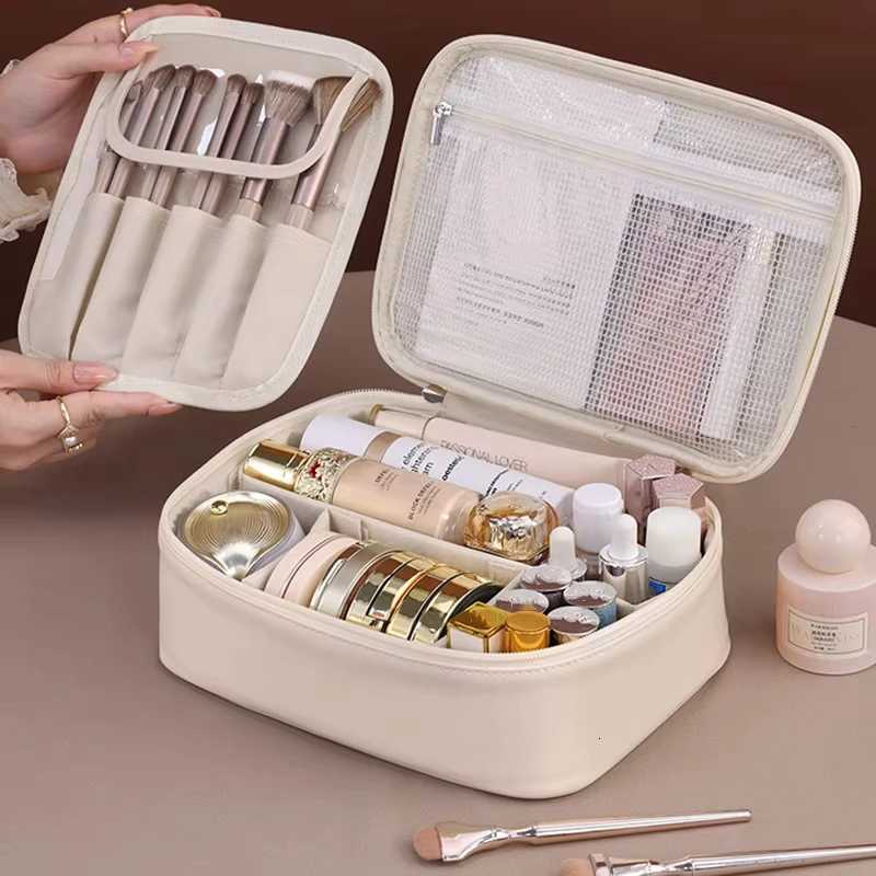 1pc Makeup Bag Hand-held Large Capacity Multi-layer Classified Storage Bag Portable Travel Toiletry Bag Organizer Y250808