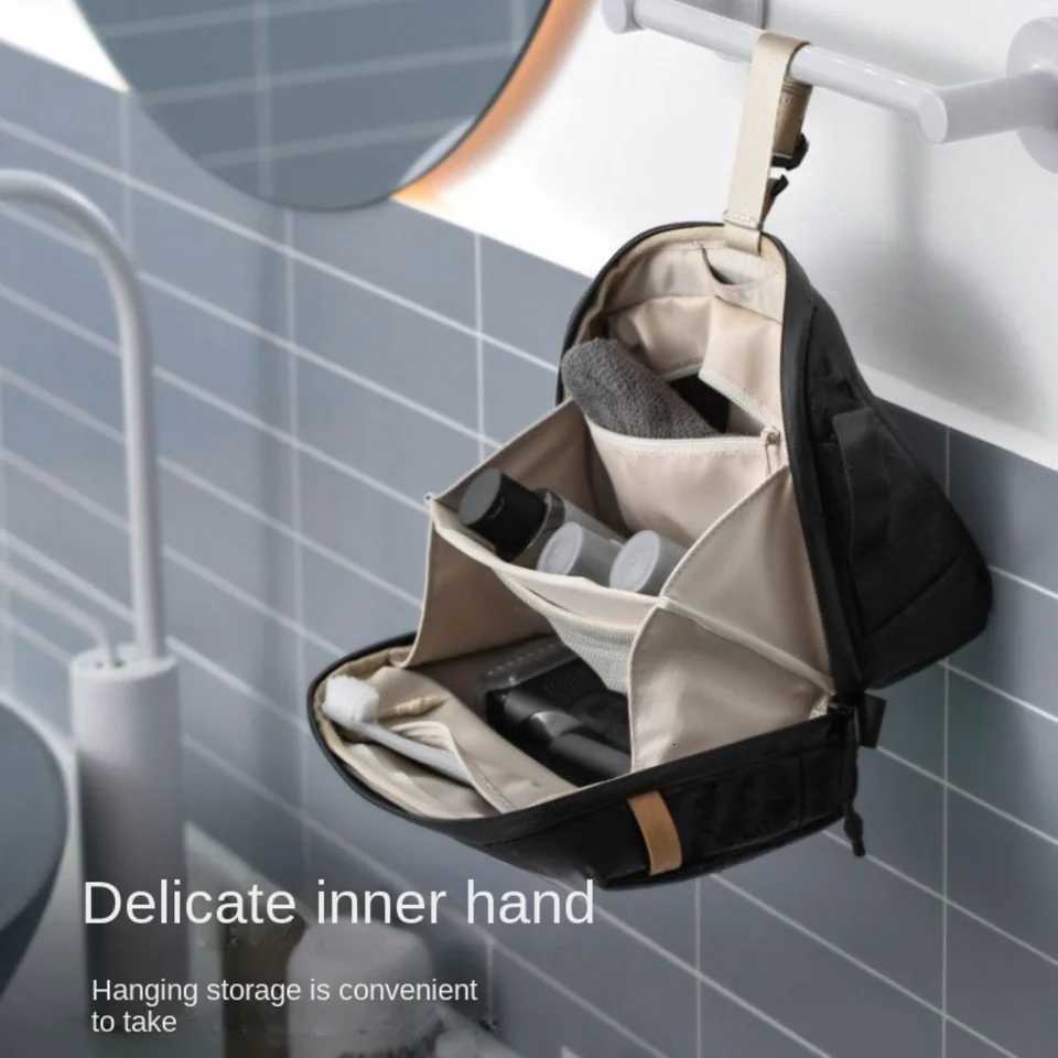 Waterproof Travel Toiletry Bag - Spacious Portable Odorless Pu For Business Trips Y250808