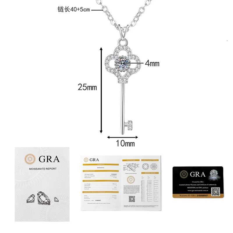 ZFSILVER Fashion Trendy Classic s925 Silver Moissanite Clover Key Necklace For Charms Women Accessories Party Jewelry Gift XL414 y250808
