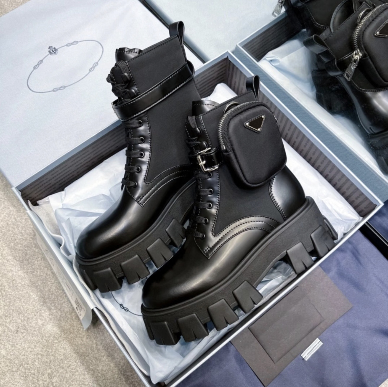 MONOLITH Designers Boots Martin boots Men Women Nylon Boot Military Inspired Combat boots Nylon Bouch Attached To The Ankle With Bags