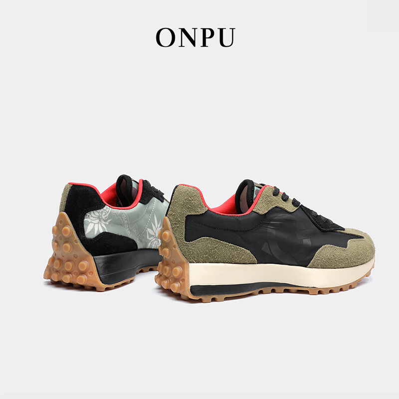 2025 New Casual Breathable Versatile Original Thick Bottom Lightweight Couple's Trendy Shoes for Men and Women