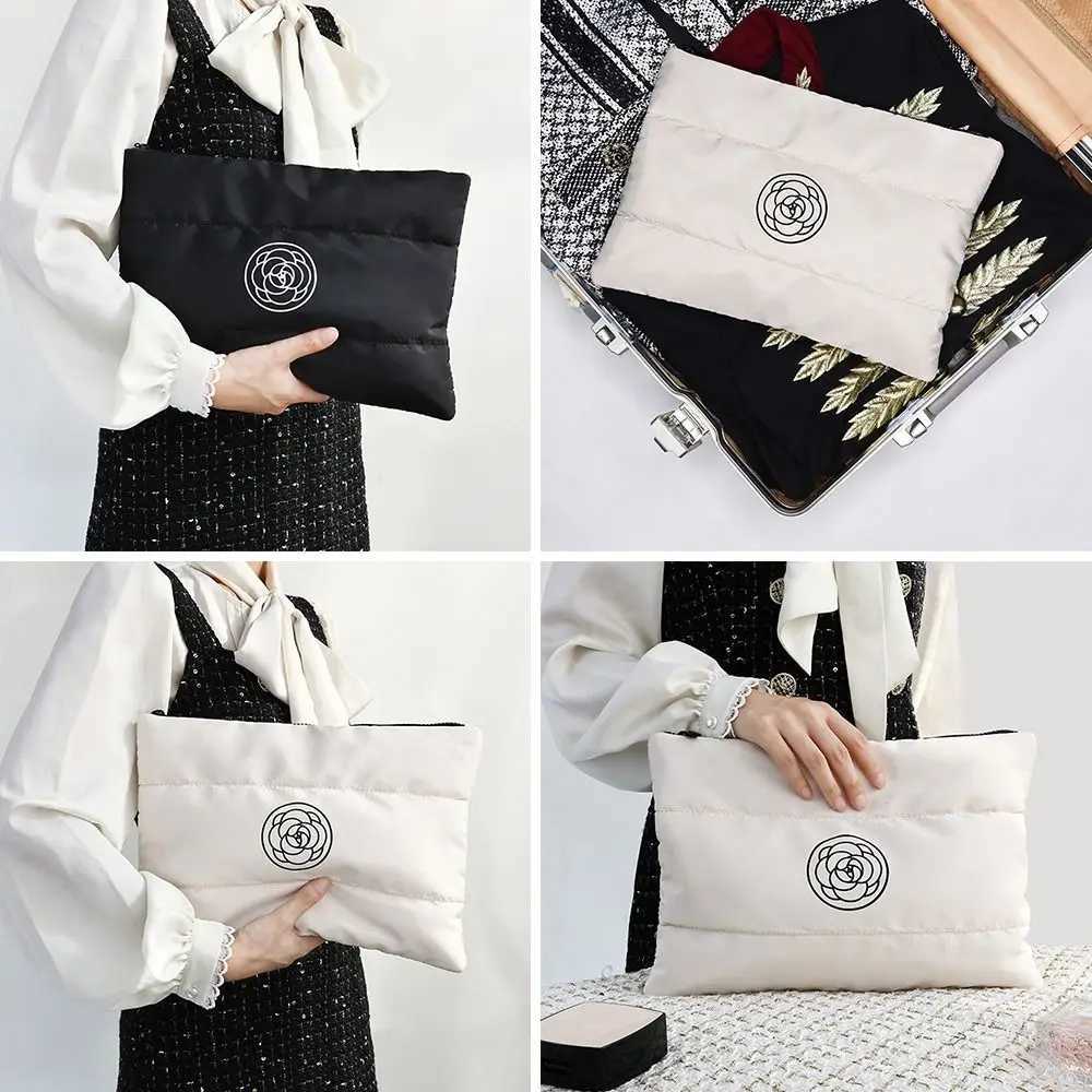 Portable Cott Floral Makeup Bag New Quilted Large Capacity Cosmetic Storage Bag Solid Color Travel Toiletry Bag Y250808