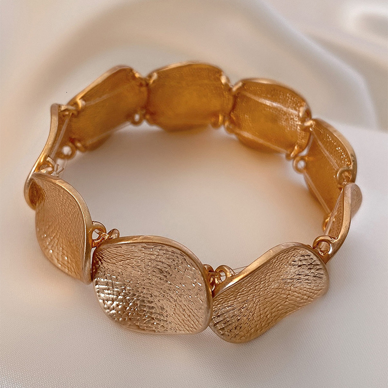 Minimalist Round Patchwork Metal Bracelet Niche Cold Style Geometric Wristband Unique Design New Fashion Jewelry