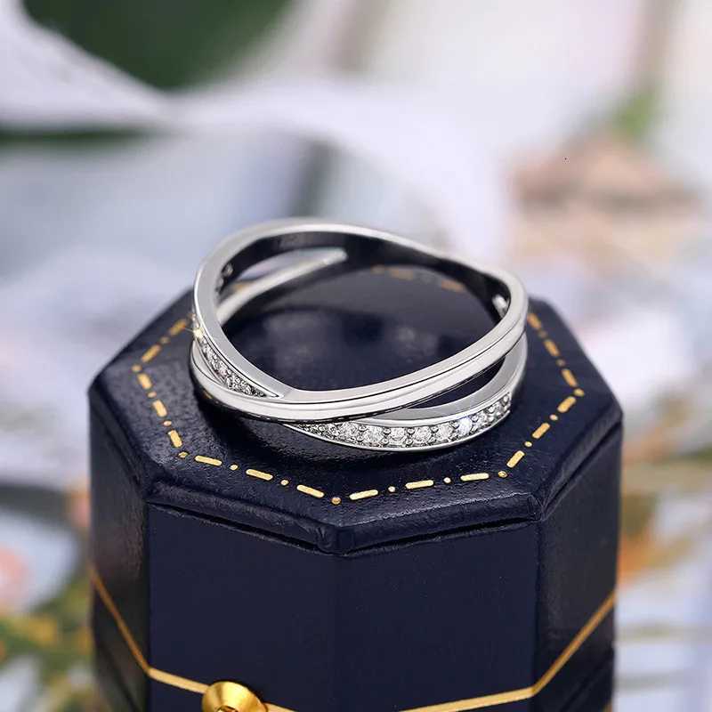 925 Sterling Silver Cross Ring Lady Trendy Jewelry Brilliant AAA Cubic Zirconia Stylish Daily Accessories for Women Y250808