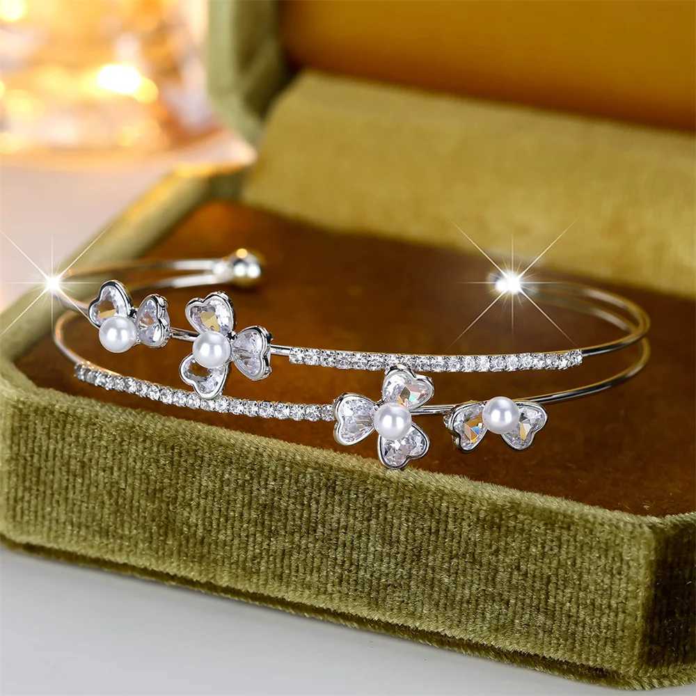 White Zircon Cute Flower Pearl Open Bangle Bracelets For Women Vintage Silver Color Bridal Bracelet Wedding Jewelry Z250807
