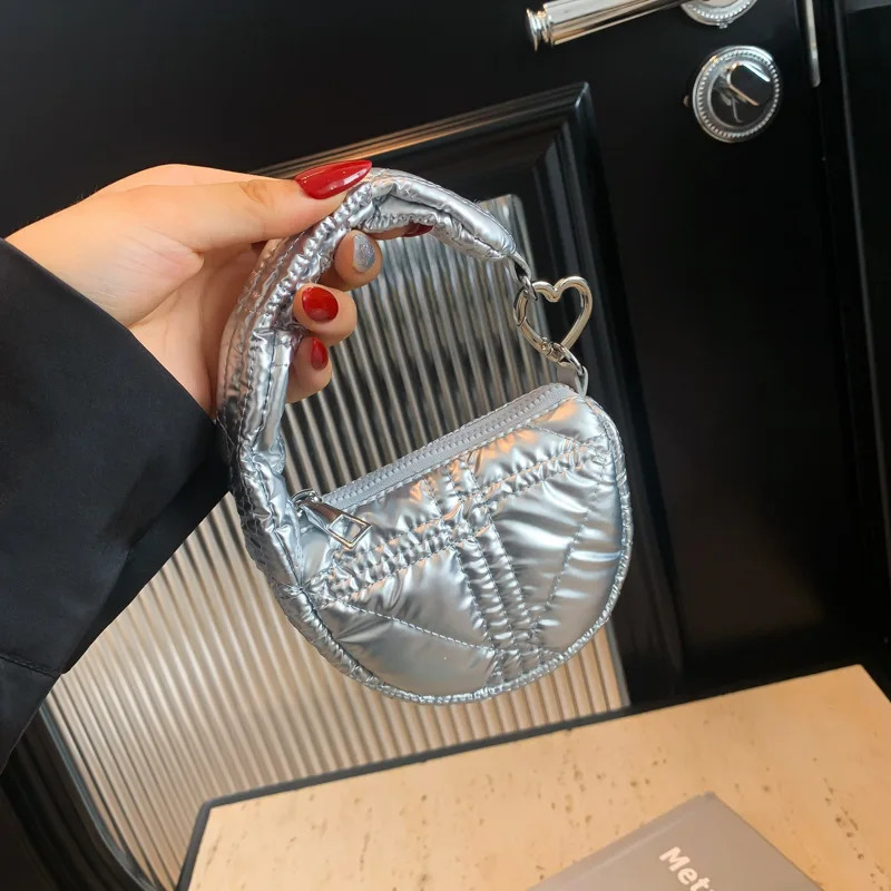 Womens Bag Pendants Korean Kawaii Cute Versatile Accessories Headphones Lipstick Change Multifunctional Storage Bags 250801