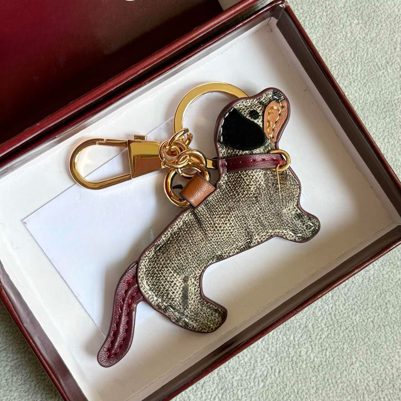 bear designer dog shaped bag charm keychain men women key chain bag pendant cute wallet cartoon charm vintage keychain