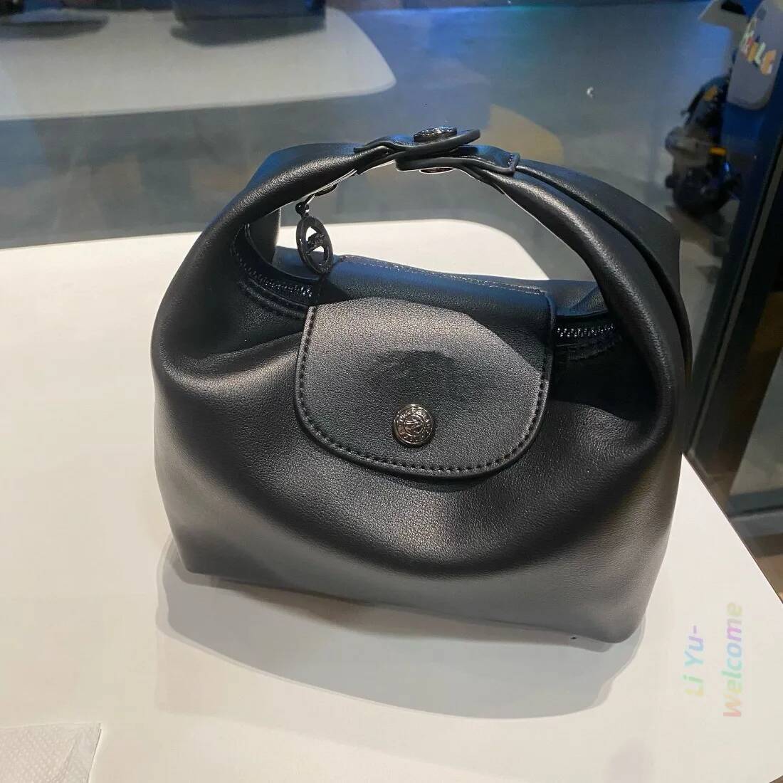 2025 new mini cowhide dumpg handbag lunch leather box bag can be matched with strap and single shoulder