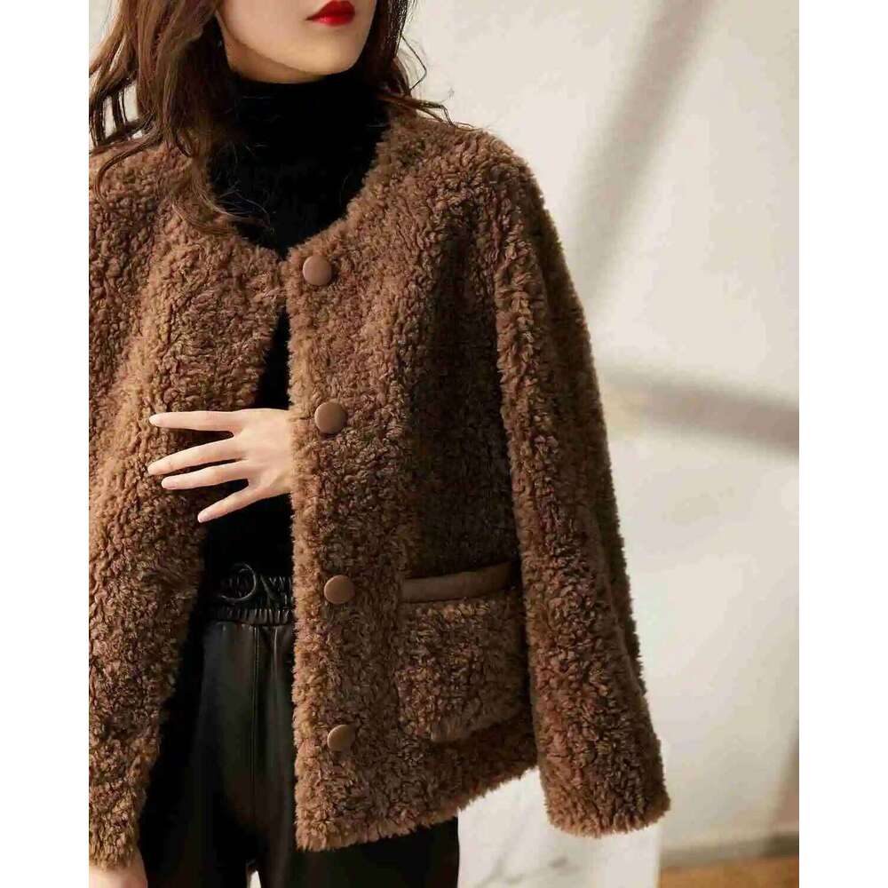 Women Autumn Winter New Outerwear Warm Particle Plush Short Jacket Fur Integrated Lamb Wool Trend Coats