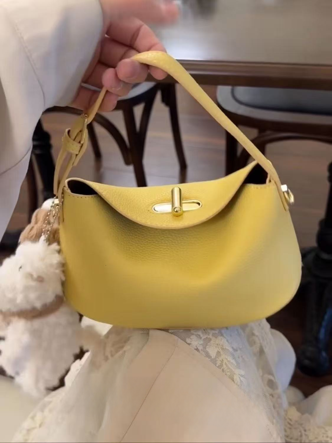 2025 Autumn/winter New Women's Shoulder Bag fashion Fresh And Simple Style Fashionable Solid Color Handbag Elegant Casual Crossbody Autumn Design