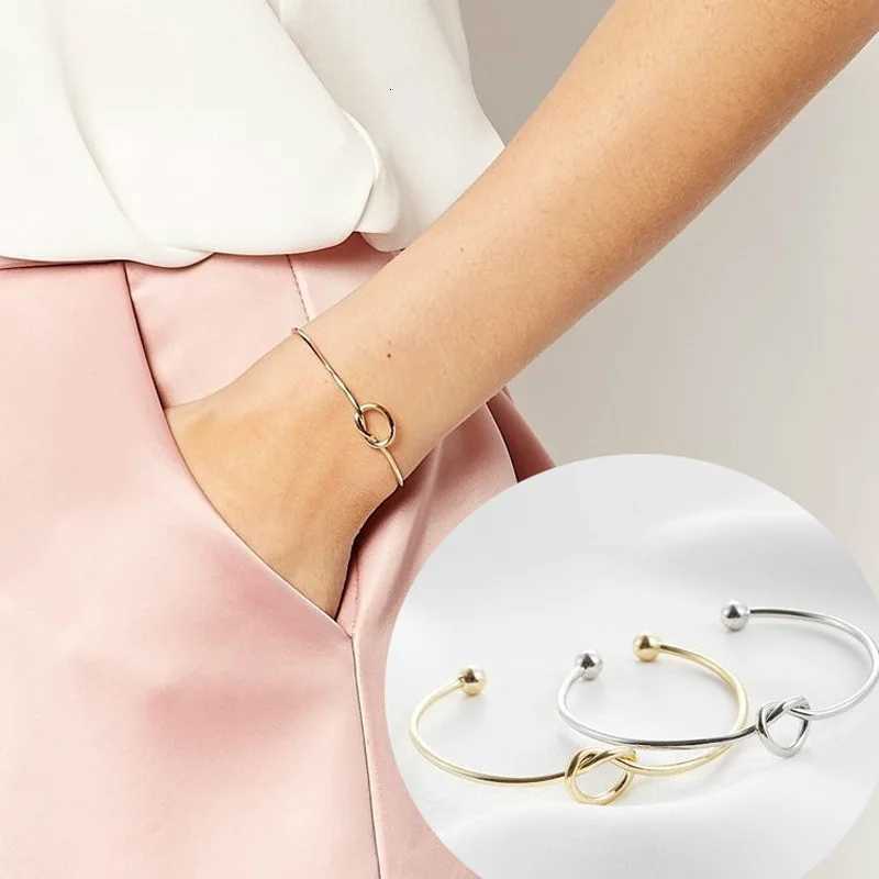 Trendy Initial Coin Charm Bangle for Women Men Lover Wife Stainless Steel Letter Cuff Bracelet Couple Jewelry Dropshipping Z250807