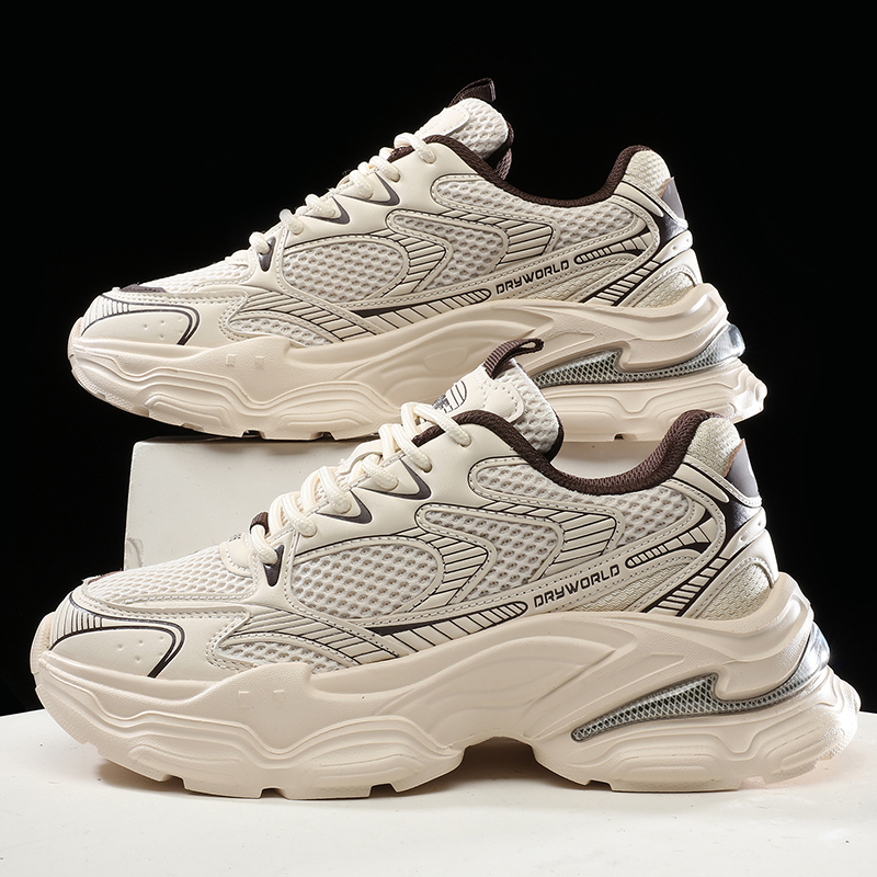 Lightweight comfortable dad thick soles in Hong Kong style; versatile casual shoes with mesh shock absorption and breathability for men