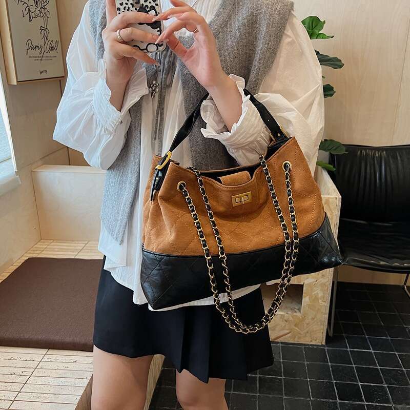 Color Block bags Single Shoulder Crossbody for Women, High-Quality Chain, Fashionable Luxury Commuter Designer Tote Bag Women, Chain, Women, Chain, Wo