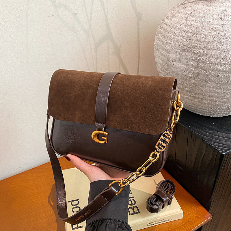 Fashionable frozen bottom bag suitable for winter women and trendy small square bag niche simple and casual shoulder bag Z250324