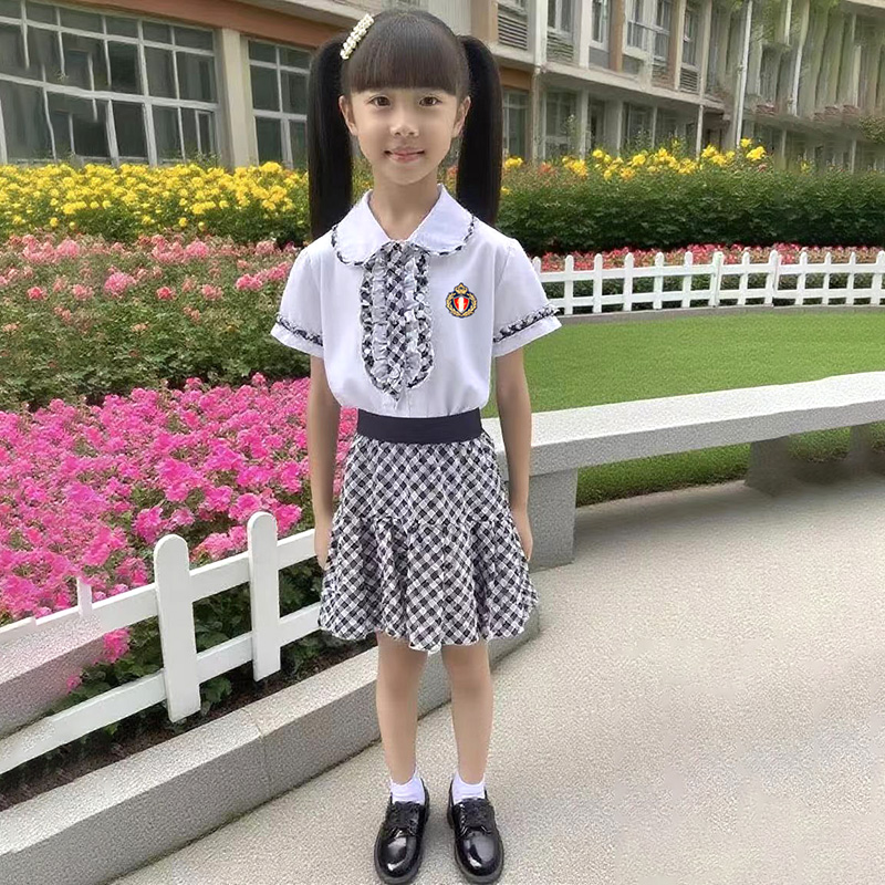 Wholesale customized sweet school uniforms, boys' and girls' sets, uniforms