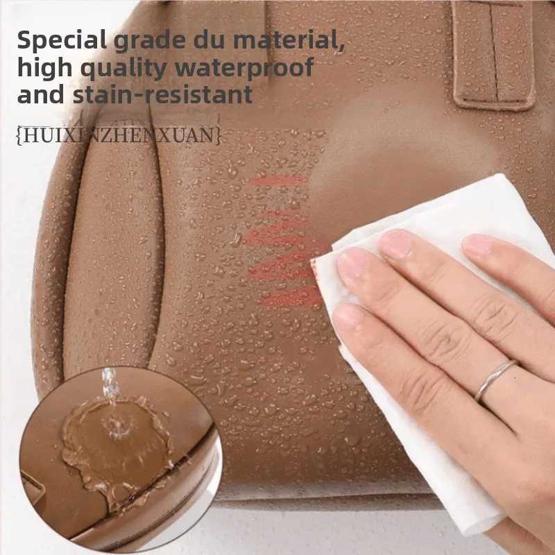 Maillard Handheld Makeup Bag for Wen 2025 New Style Travel High End Light Luxury High End Portable Large Capacity Storage Bag Y250808