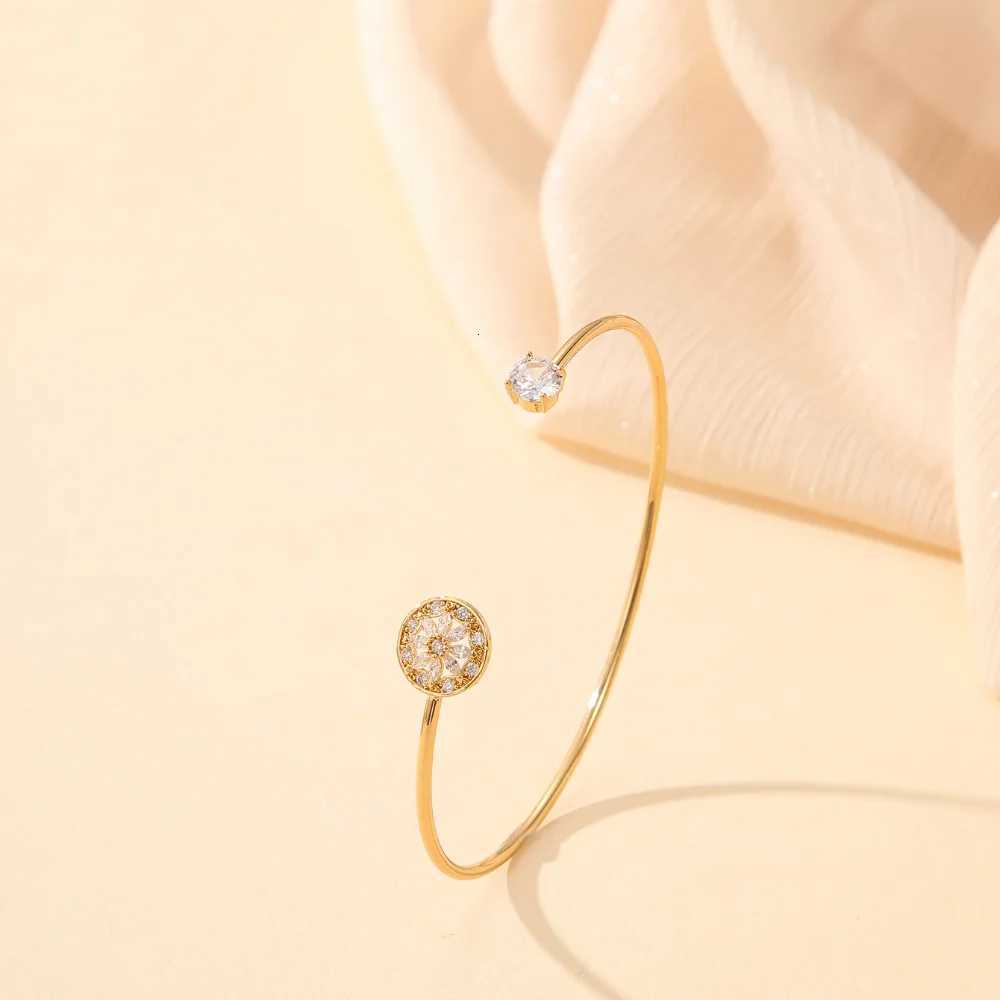 Korean Style Jewelry Bracelet Open Gold-plated Adjustable Bracelet Simple and Versatile Ready for Wholesale Z250807
