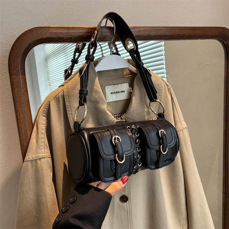 Chic Multi-Purpose Arm Crossbody Purse Ideal For Fashion-Conscious Females