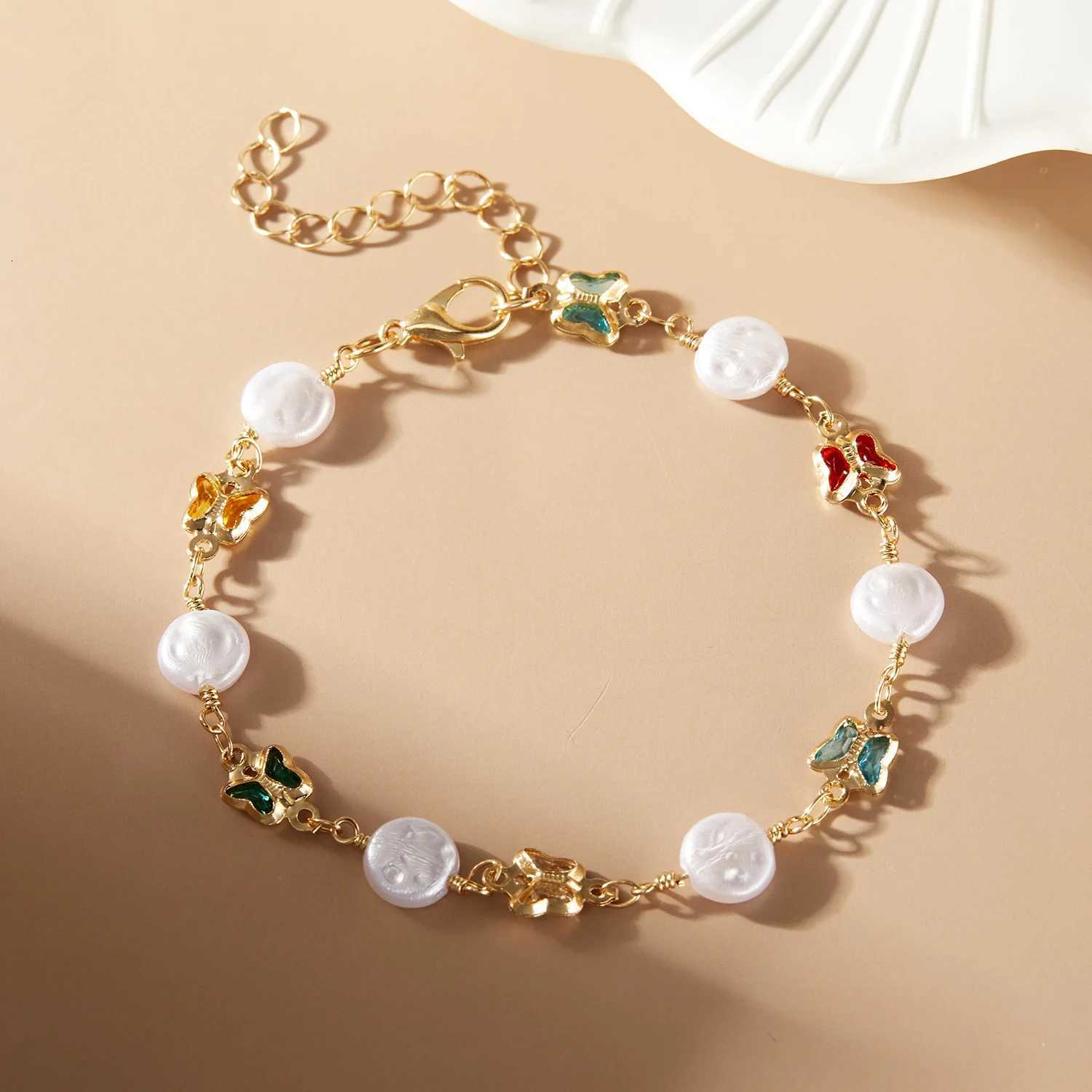 Korean Multicolor Daisy Flower Charm Bracelet for Women Fashion Butterfly Pearl Love Heart Adjustable Bangle Girls Party Jewelry Z250807