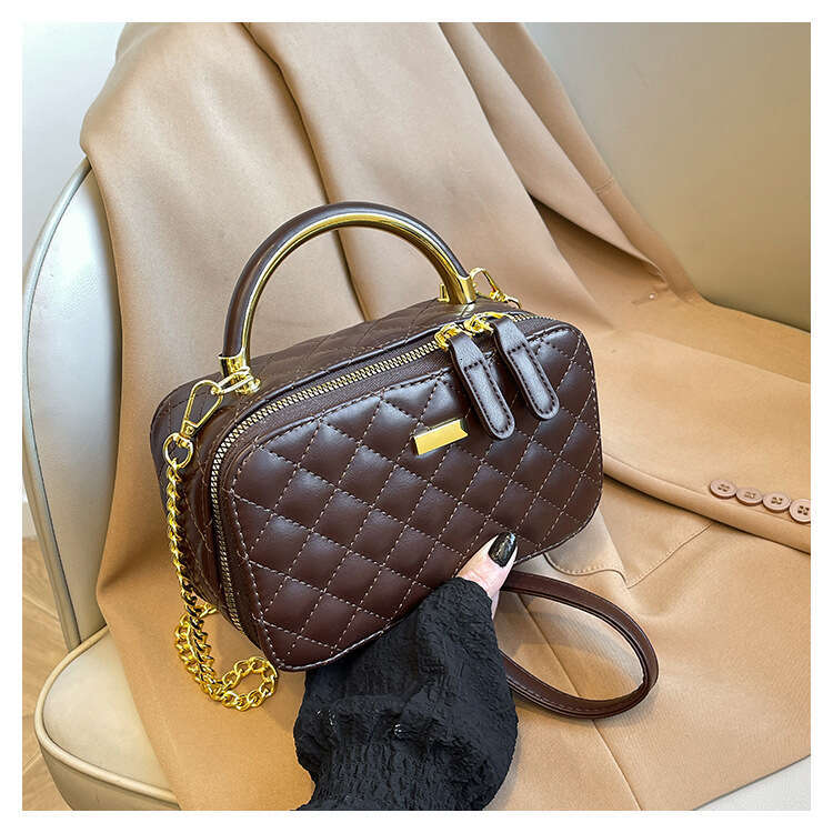 bags Handheld purse and Luxury wallet Chain Small Square 2025 Spring New Style Designer High-Quality Texture Single Shoulder Crossbody Bag