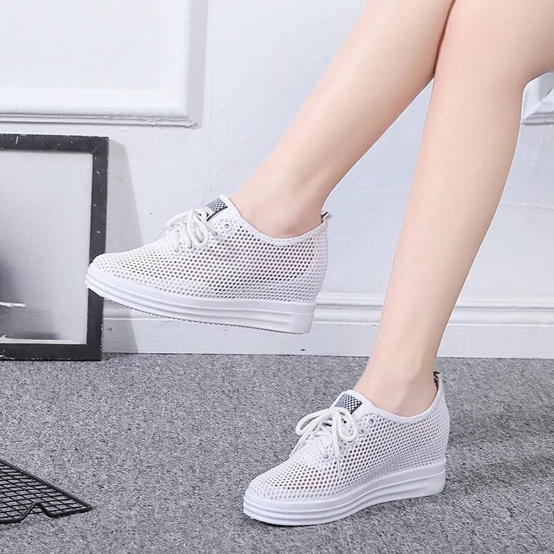 Spring and Autumn New Round Toe Thick Sole Breathable Sports for Women Fashion Lace Up Shallow Mouth Casual Walking Shoes ddmysaturn