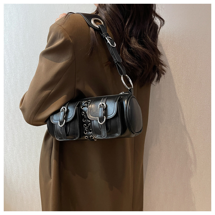 Chic Multi-Purpose Arm Crossbody Purse Ideal For Fashion-Conscious Females