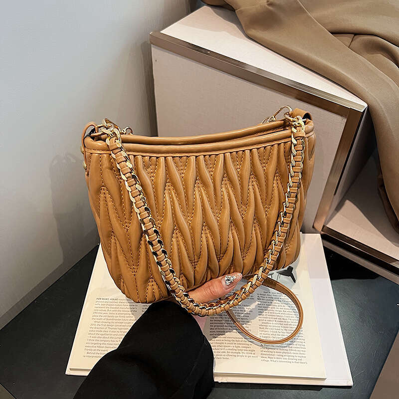 Designer Bucket for Women 2025 New Korean Trendy Fashion Pleated Cloud bags High-Quality Texture Single Shoulder Luxury Crossbody Bag