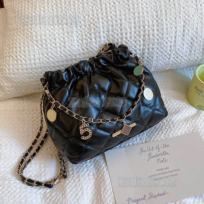 Fashion Trendy Chain Bucket Bag 2023 Autumn Winter New Style Elegant Small Bag Womens Quilted Single Shoulder Crossbody Bag H250808