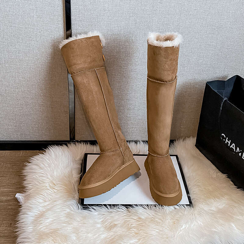 Women's Snow 2025 New Winter High-End Two-Way Button Long Warm Height-Increasing Northeast Fur Boots