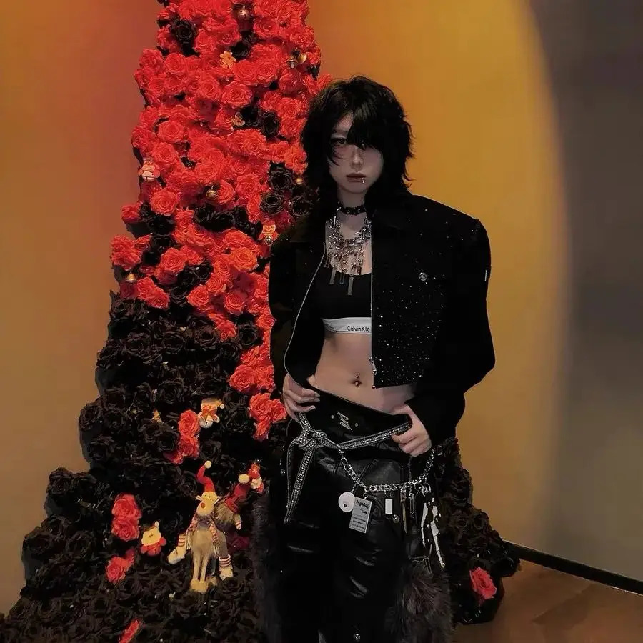 Original Punk Style Pants Chain Multi functional Skeleton Palm Weaving Rope Waist Hanging Accessories Trendy Wearing Keychain 250807