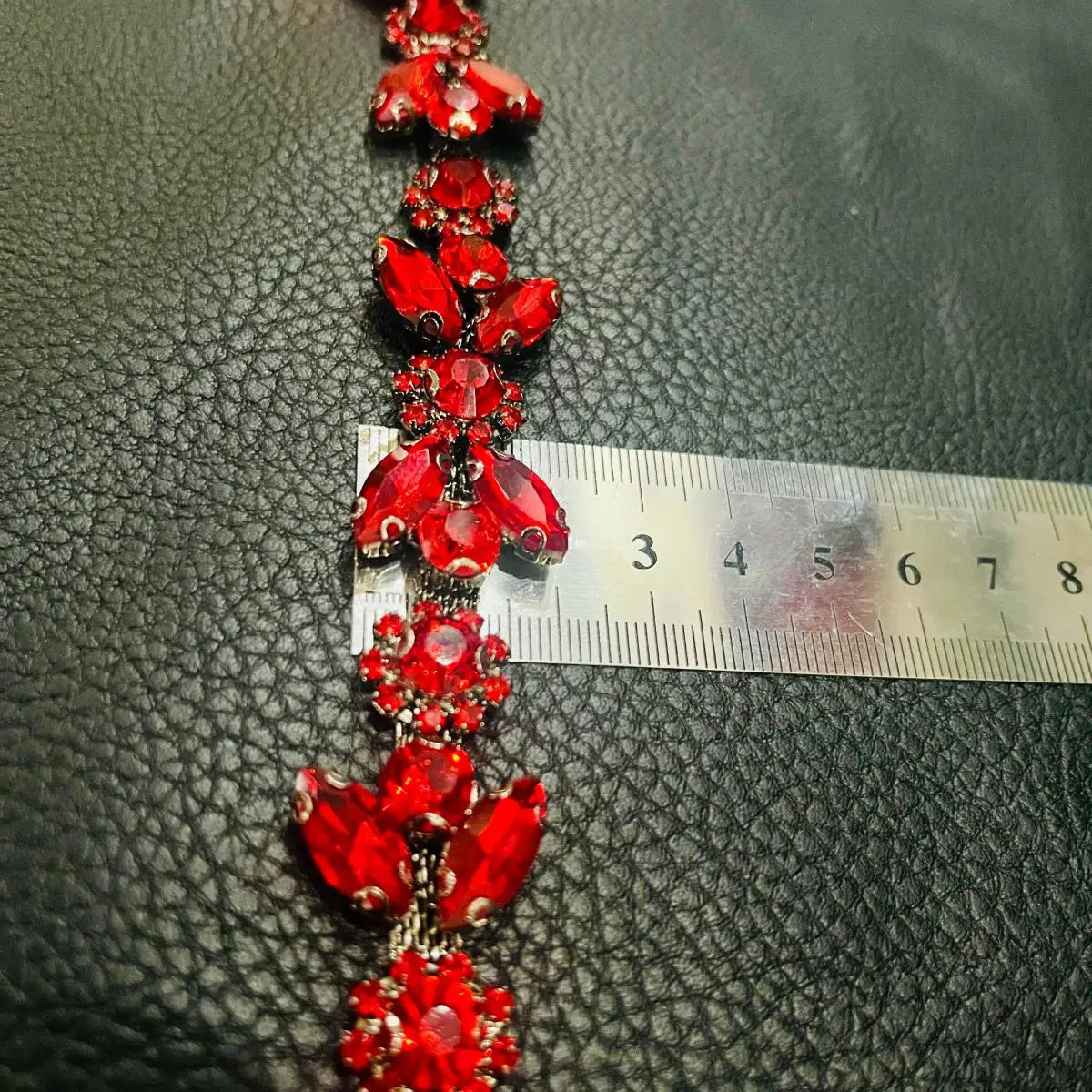 Hip-Hop Punk Style Trouser Chain High-End Blood Gemstone Jeans Accessories 250807