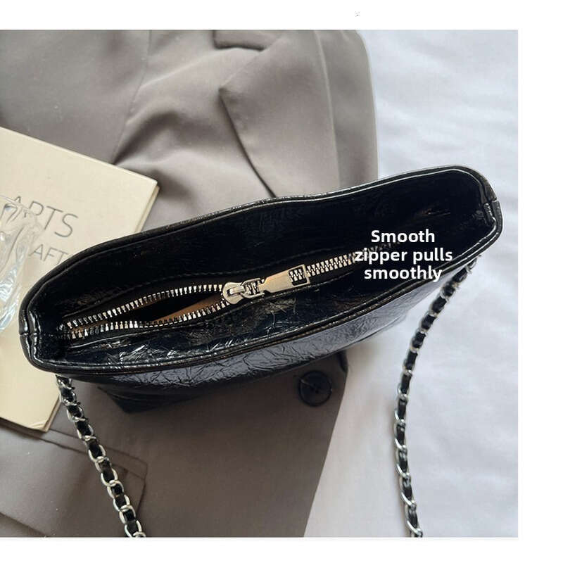 Designer Women Chain Casual Simple Versatile Hobo Handbag 2025 New Fashion Handheld Crossbody Single Shoulder Tote Bucket Bag