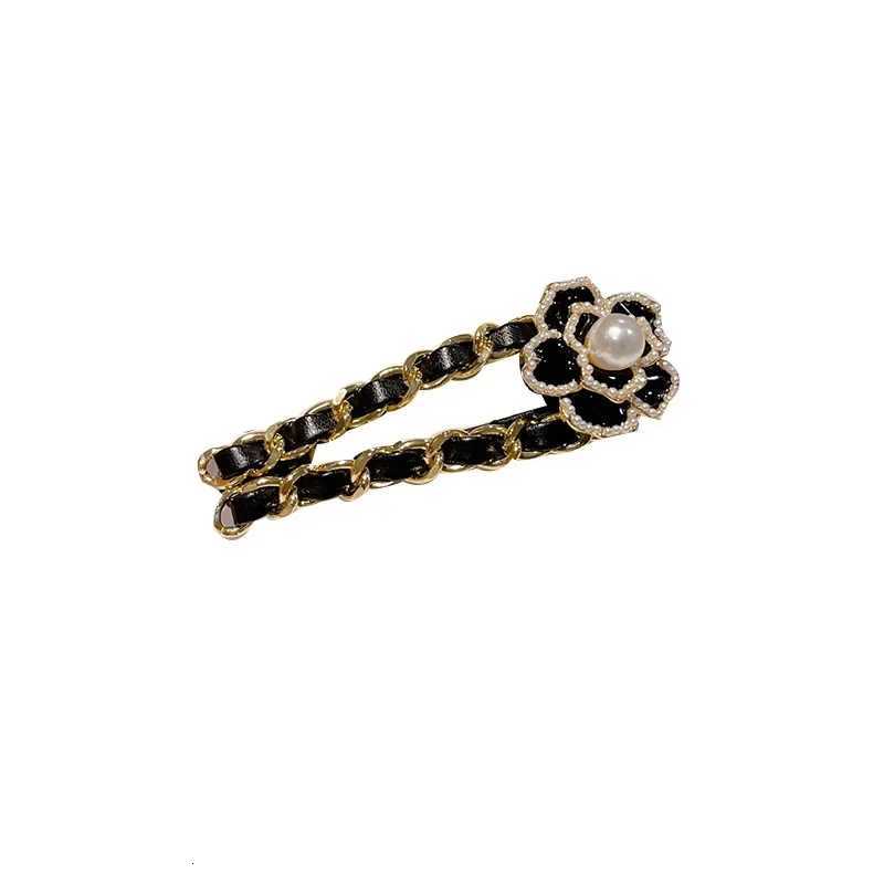 2025 New Korean Vintage Leather Chain Hairpin Luxury Jewelry Fine Style Hair Accessories for Girls Y250808