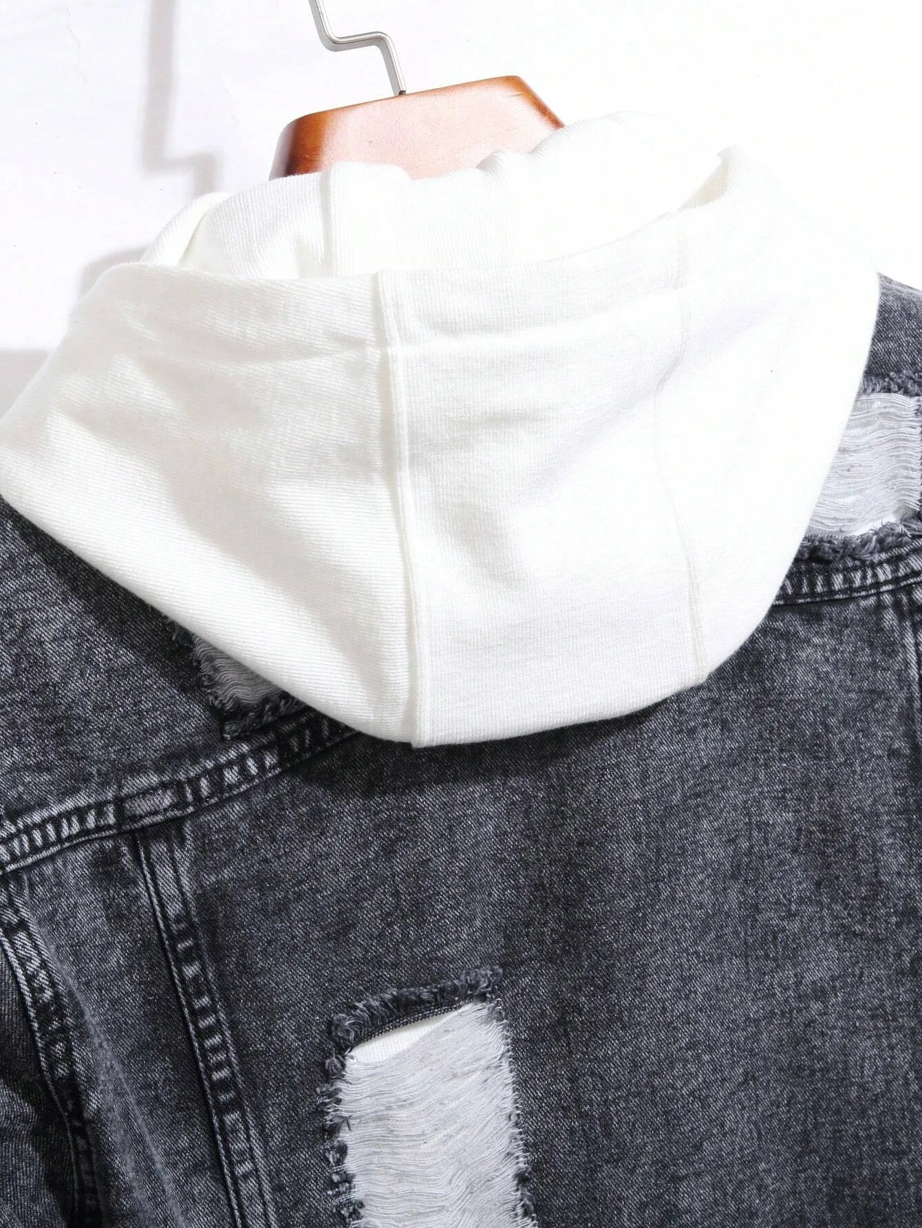 1PC Mens casual -selling black distressed stoashed flight jacket daily American street fashion denim jacket 250805