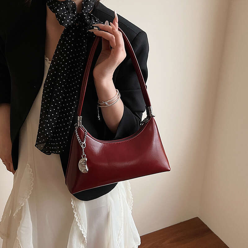 High-End Single Shoulder Underarm 2025 New Pillow Simple Commuter Women's Niche Trendy Crossbody Bag